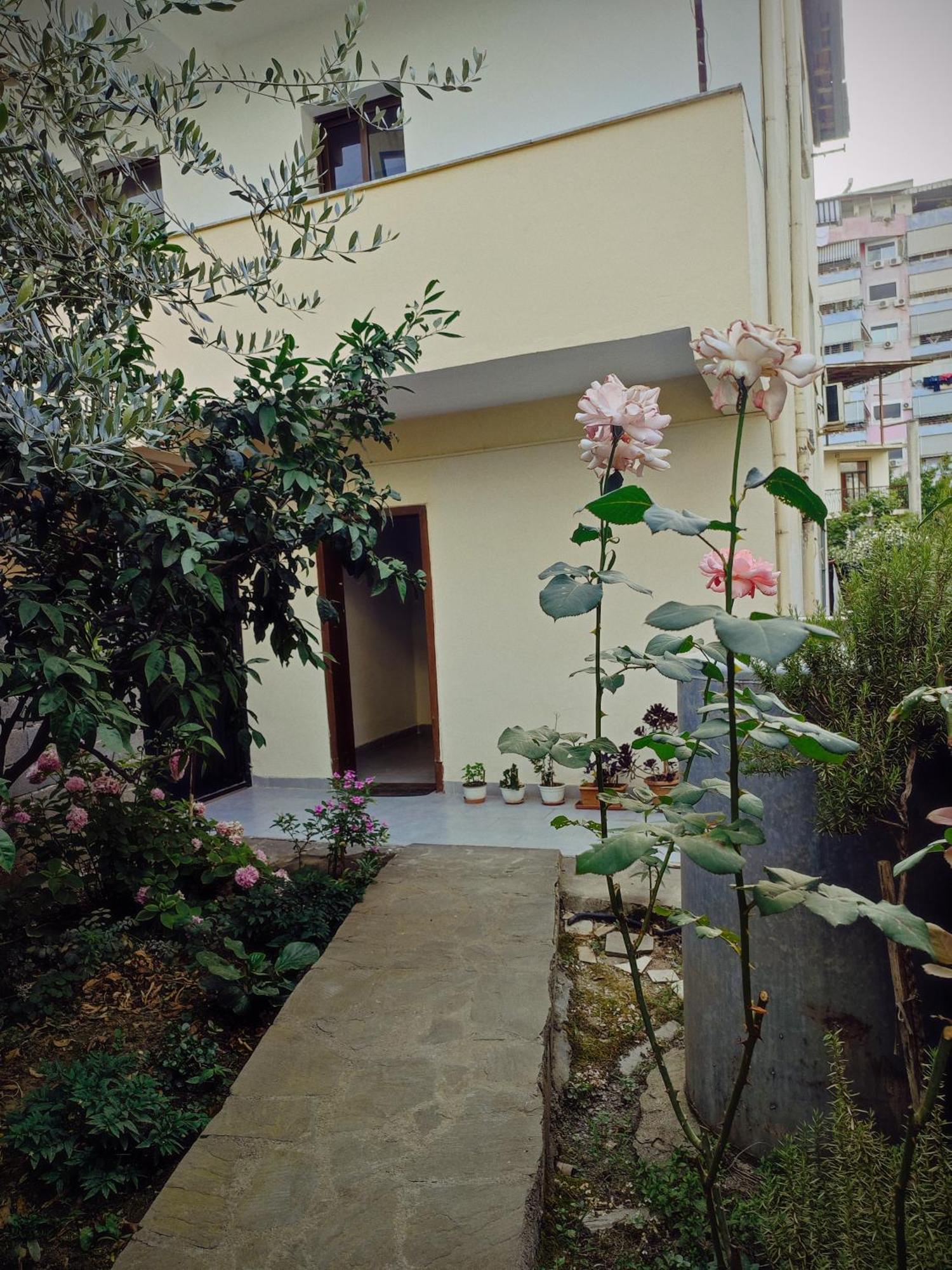 Rooms Xani Тирана Екстериор снимка