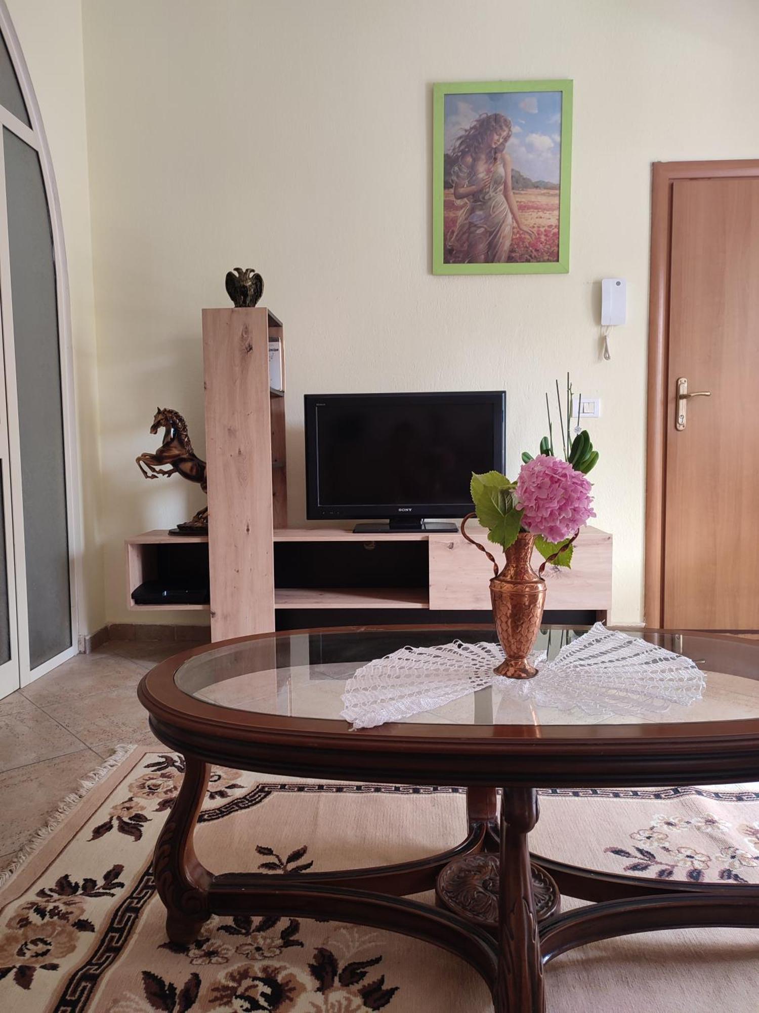 Rooms Xani Тирана Екстериор снимка